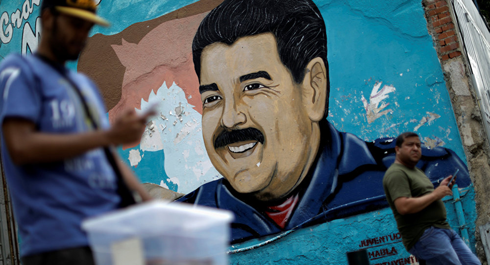 Venezuela đang trải qua một cuộc khủng hoảng kinh tế và chính trị nghiêm trọng