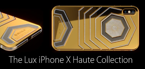 Brikk - nhà sản xuất phụ kiện tại Los Angeles (Mỹ) cũng mang đến nhiều lựa chọn cao cấp hơn cho chiếc iPhone X với phiên bản mạ vàng ròng, vàng hồng hoặc bạch kim với giá từ 7.495 USD đến 69.995 USD, tùy phiên bản.