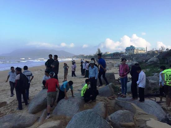 Bãi biển Thiên Cầm - nơi xảy ra tai nạn đuối nước thương tâm đối với 2 học sinh.