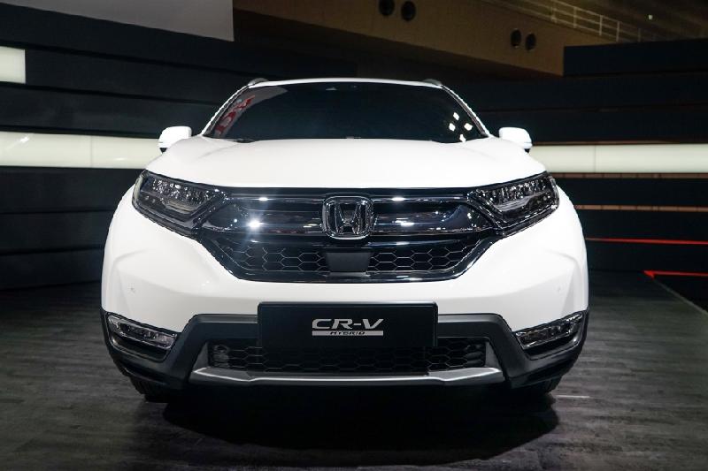 Liệu CR-V Hybrid có trở thành bước tiến đầu tiên của Honda vào cuộc chơi xe xanh tại Việt Nam?