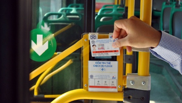 Hệ thống vận tải hành khách công cộng có chất lượng phục vụ tốt hơn nhờ các hệ thống giám sát giúp nâng cao an ninh, an toàn cho hành khách. Hệ thống xe buýt, tàu điện metro, phà có thể sử dụng vé (thẻ hành khách) liên thông xuyên suốt.