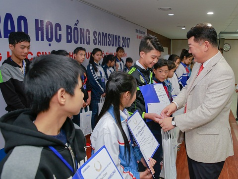 600 suất học bổng dành cho học sinh tại 3 tỉnh Bắc Ninh,Thái Nguyên và Bắc Giang
