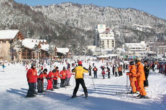 Khu trượt tuyết Ski resort ở Gangwon-do.@vietravel