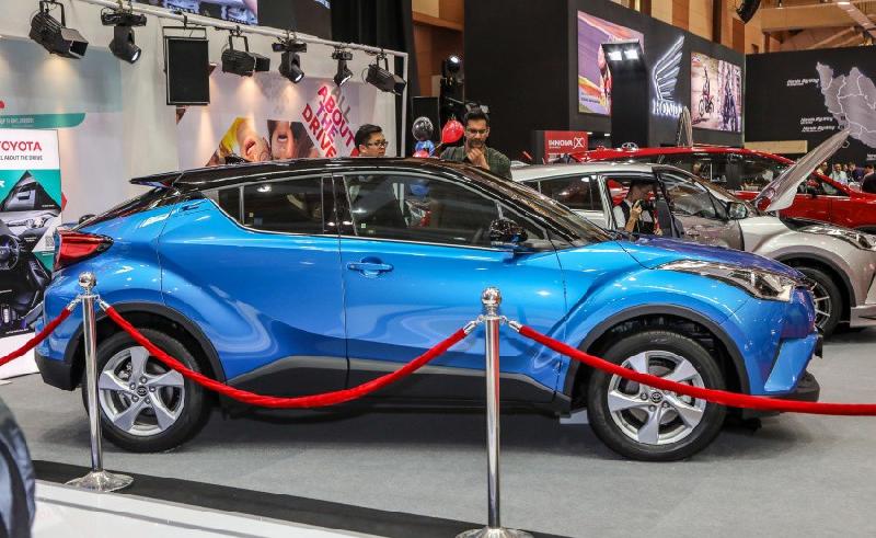 Xe++ - Toyota C-HR có giá bán hơn 800 triệu đồng tại Malaysia (Hình 2).