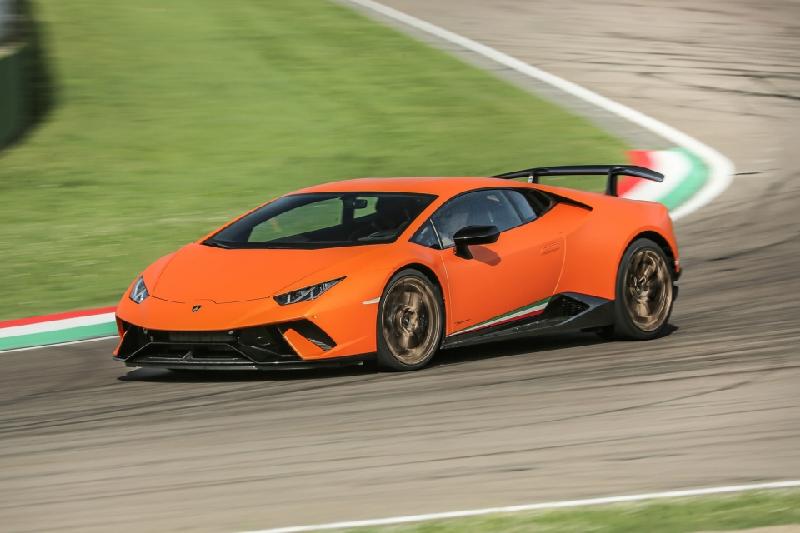 Nước nào đang đứng đầu 'chơi' siêu xe Lamborghini? - Báo điện tử VnMedia -  Tin nóng Việt Nam và thế giới