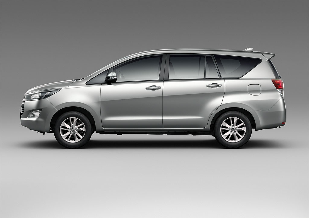 Đánh giá Toyota Innova 2016 Giá  KM nội ngoại thất