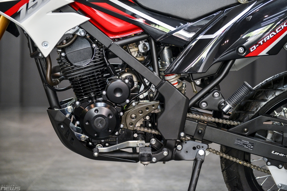 2018 Kawasaki DTracker lên kệ rẻ hơn ở Việt Nam 25 triệu đồng